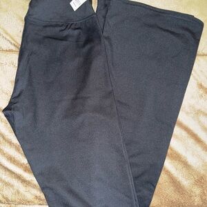 New York & Co/NY&C Medium Boot cut Yoga Pants Black